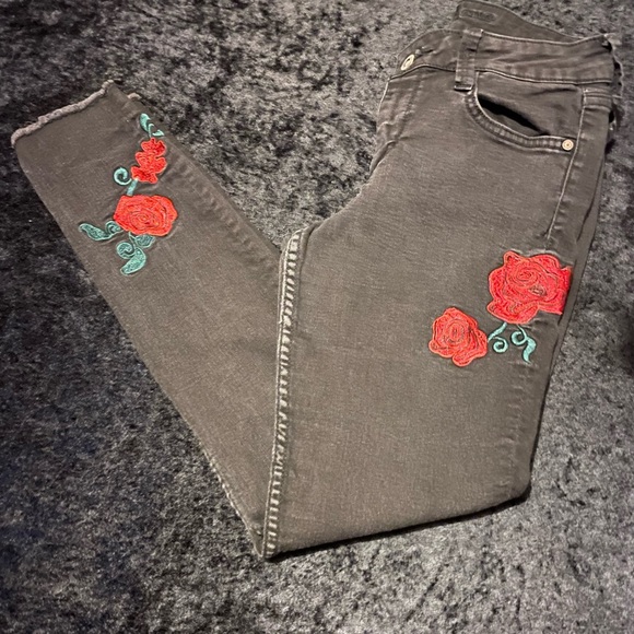 Arizona Jean Company Denim - ARIZONA ROSE 🥀 JEANS